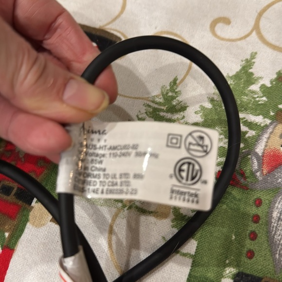 Triple Barrel Ceramic Beach Wave Curling Iron - Picture 5 of 5